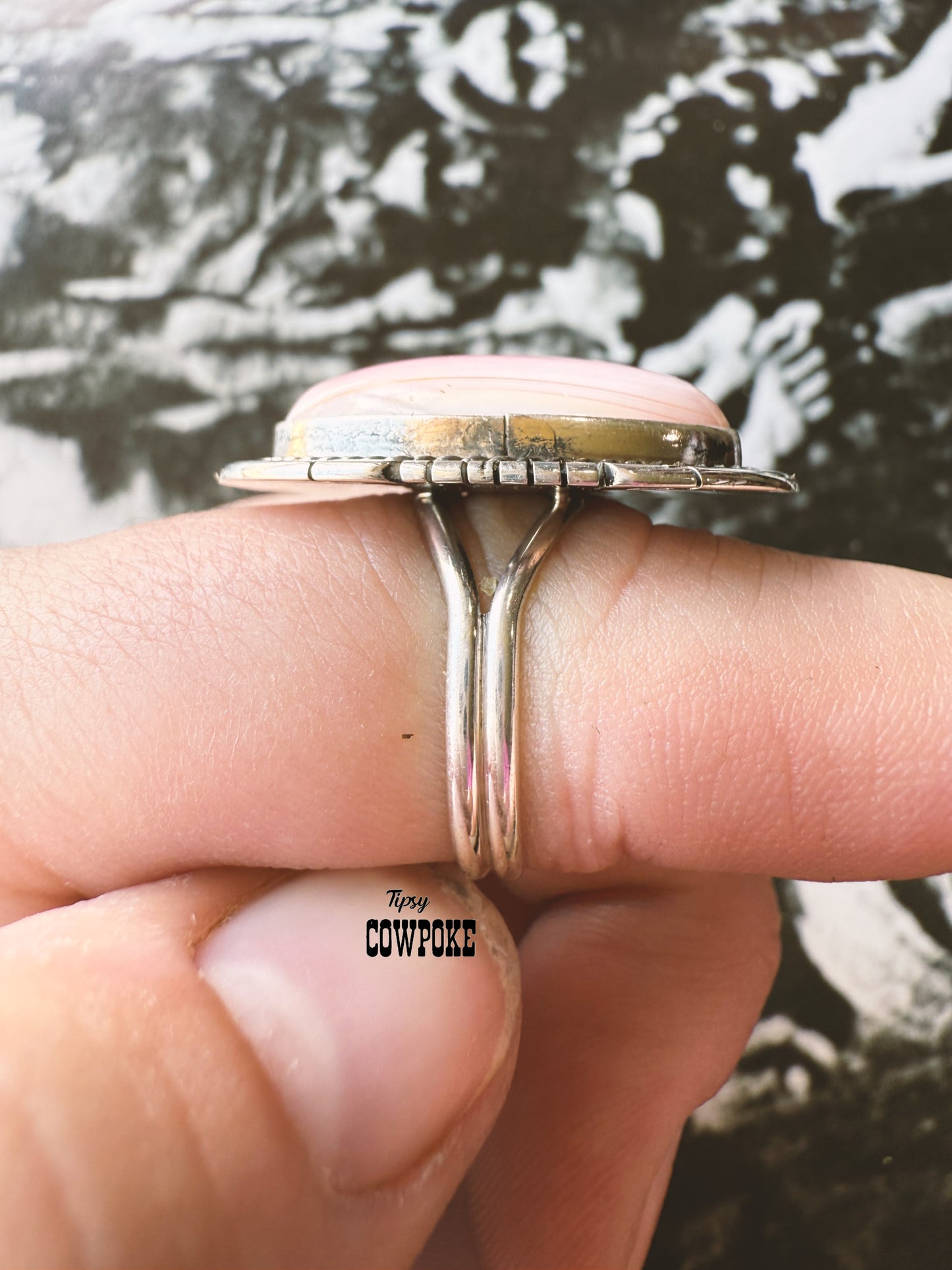 Pink Conch Oval Size 8.5 Ring