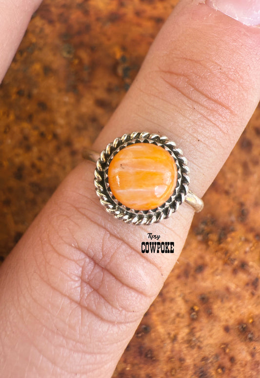 Orange Spiny Osyter Size 6.5 Ring